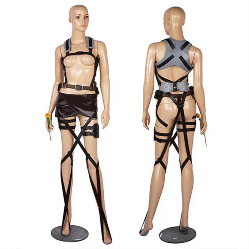 Cosplay Levi ackerman, mikasa,  eren, Hange Anime attack on titan