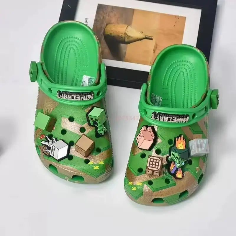 Nova marca famosa novo personagem de desenho animado verde verão bonito dos desenhos animados chinelos infantis antiderrapantes sandálias de fundo macio presente